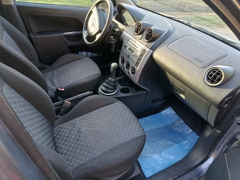 Ford Fiesta, снимка 5 - Автомобили и джипове - 49528394