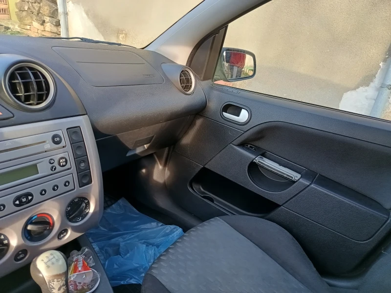 Ford Fiesta, снимка 3 - Автомобили и джипове - 49528394