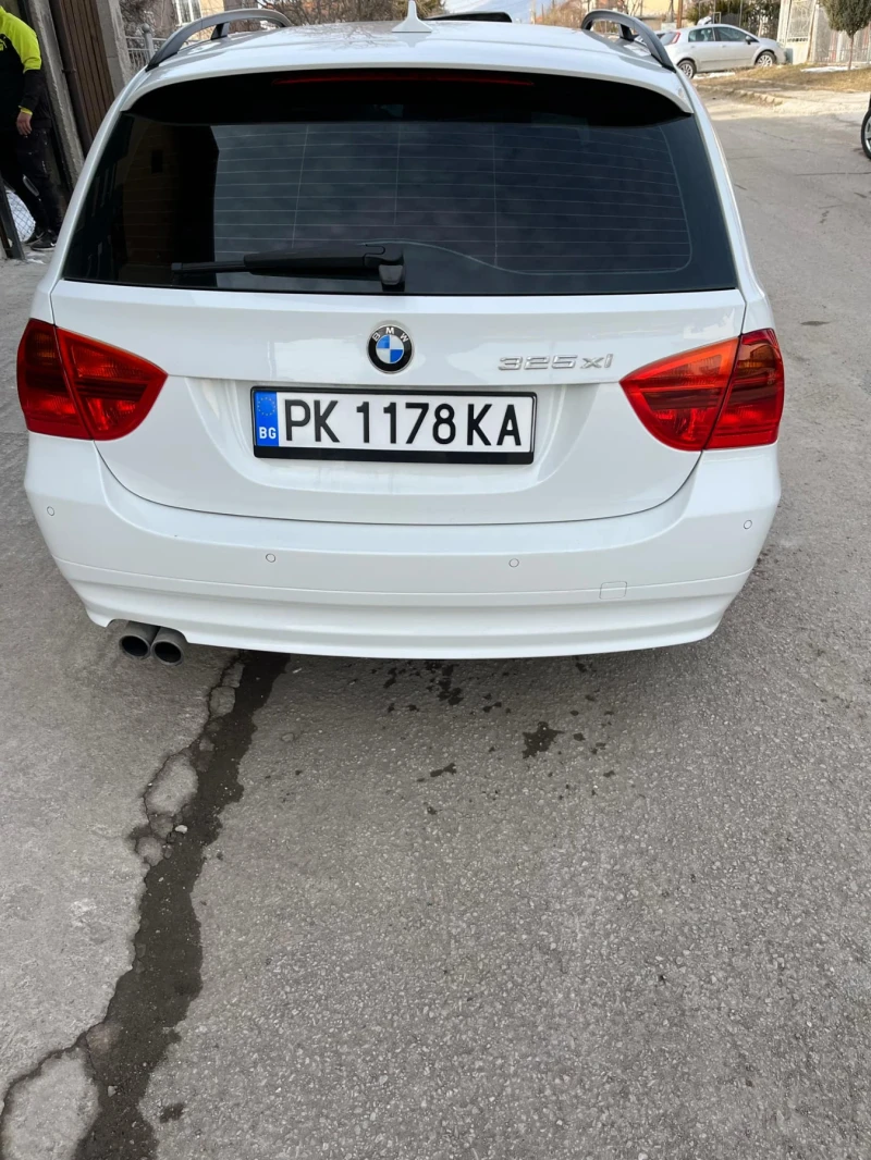 BMW 325 XI, снимка 10 - Автомобили и джипове - 49238332