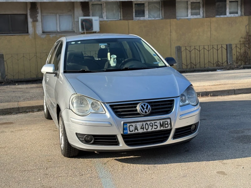 VW Polo 1.2 Газов инж, снимка 1 - Автомобили и джипове - 49317585