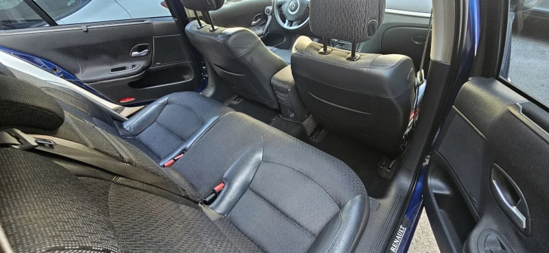 Renault Laguna 2 Facelift , снимка 12 - Автомобили и джипове - 51519177