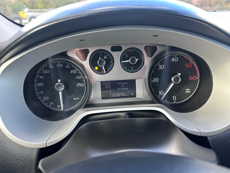 Lancia Delta 1.6 M-jet 120 кс 2011г Нави Кожа АВТОМАТ !!, снимка 16 - Автомобили и джипове - 52212673