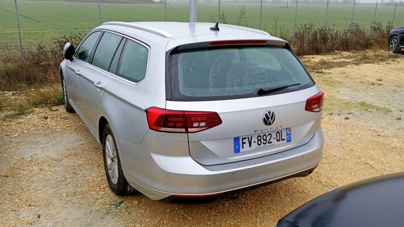 VW Passat 2.0TDI 150hp auto, снимка 2 - Автомобили и джипове - 52506485