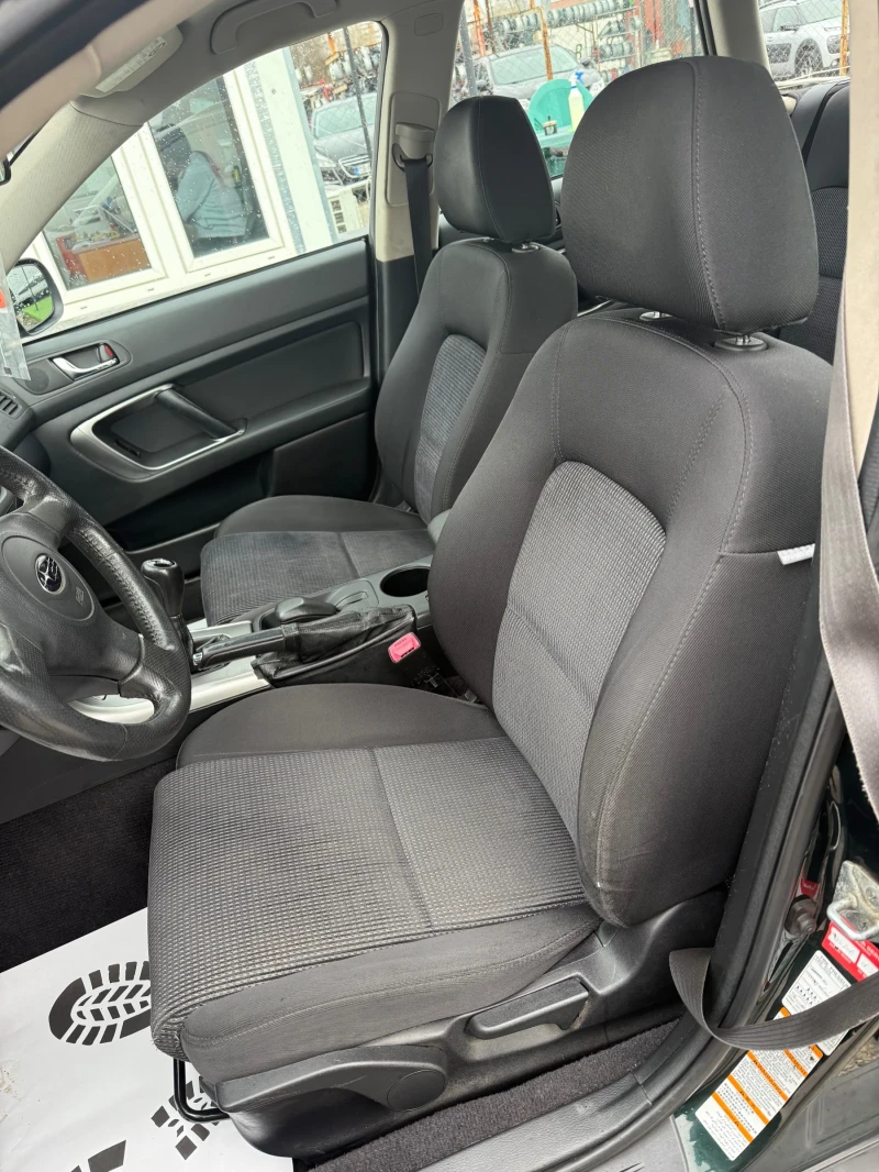 Subaru Outback 2.5i  Symmetrical AWD  Швейцария , снимка 12 - Автомобили и джипове - 53326246