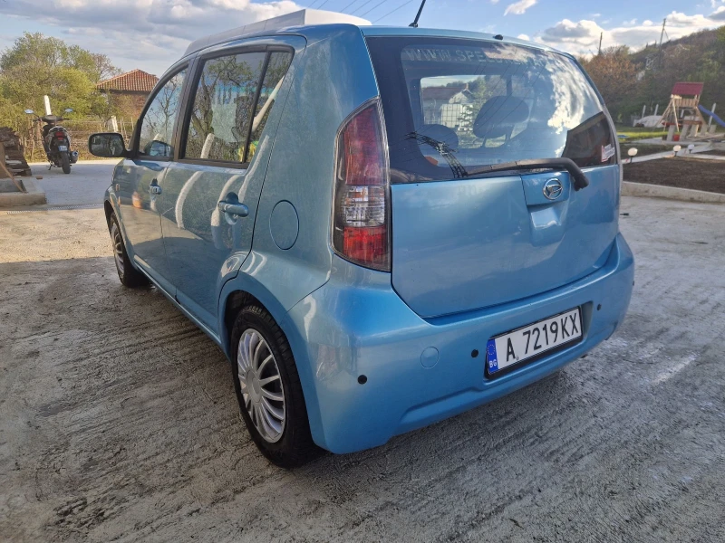 Daihatsu Sirion, снимка 5 - Автомобили и джипове - 53419535