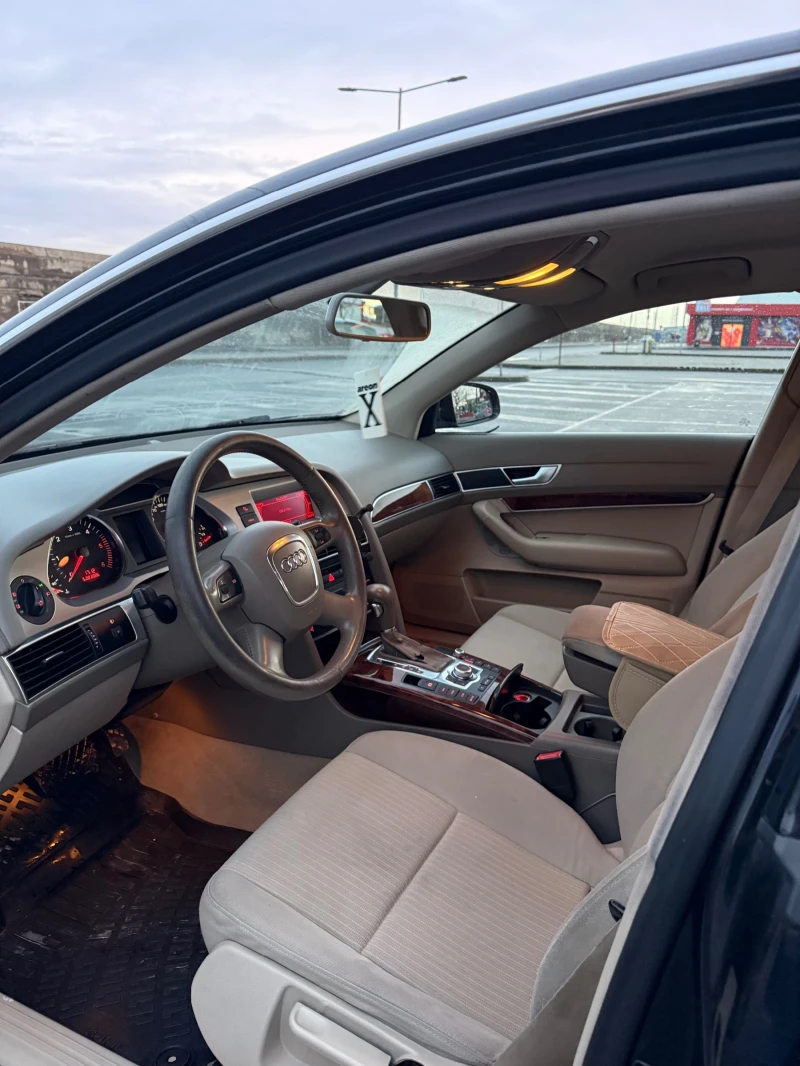 Audi A6, снимка 8 - Автомобили и джипове - 53428737
