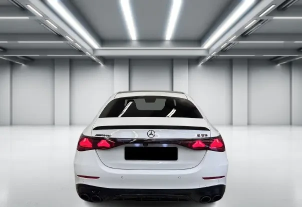 Mercedes-Benz E 53 AMG 4Matic+ = Premium Plus = Гаранция, снимка 3 - Автомобили и джипове - 55298803