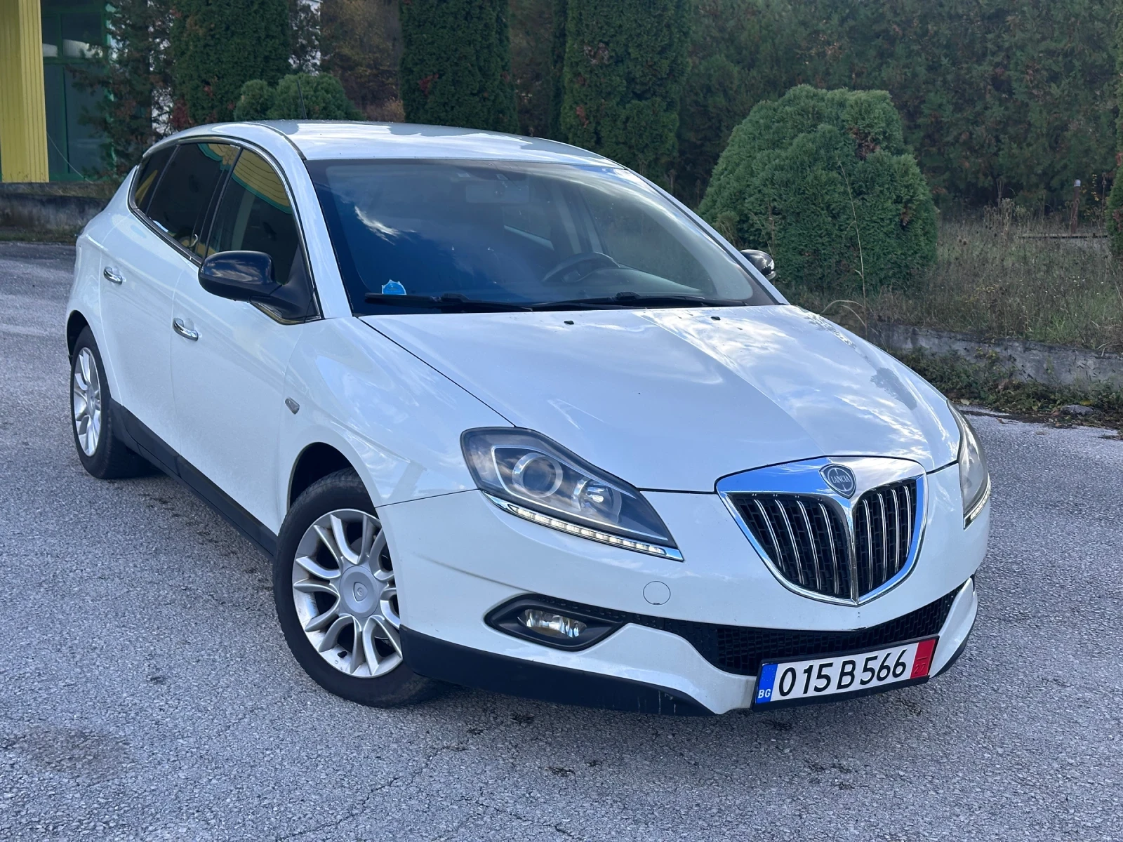 Lancia Delta 1.6 M-jet 120 кс 2011г Нави Кожа АВТОМАТ !!, снимка 1