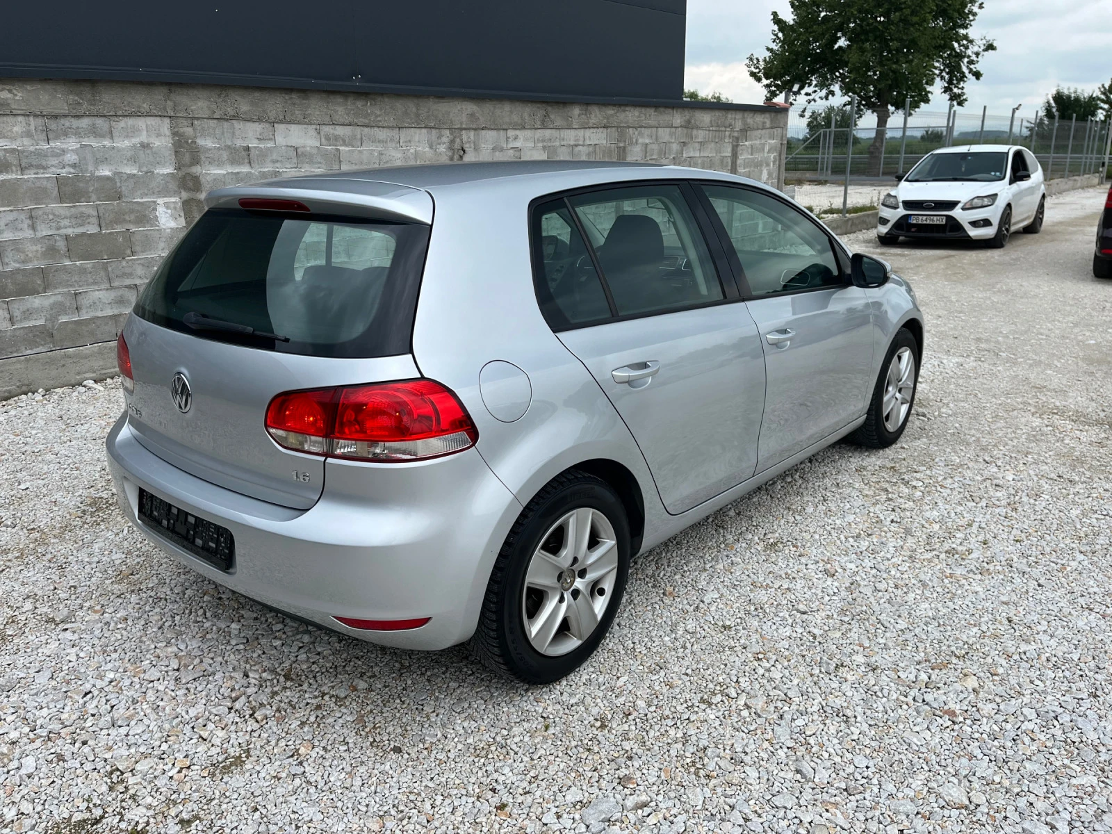 VW Golf 1.6 ГАЗ - изображение 5