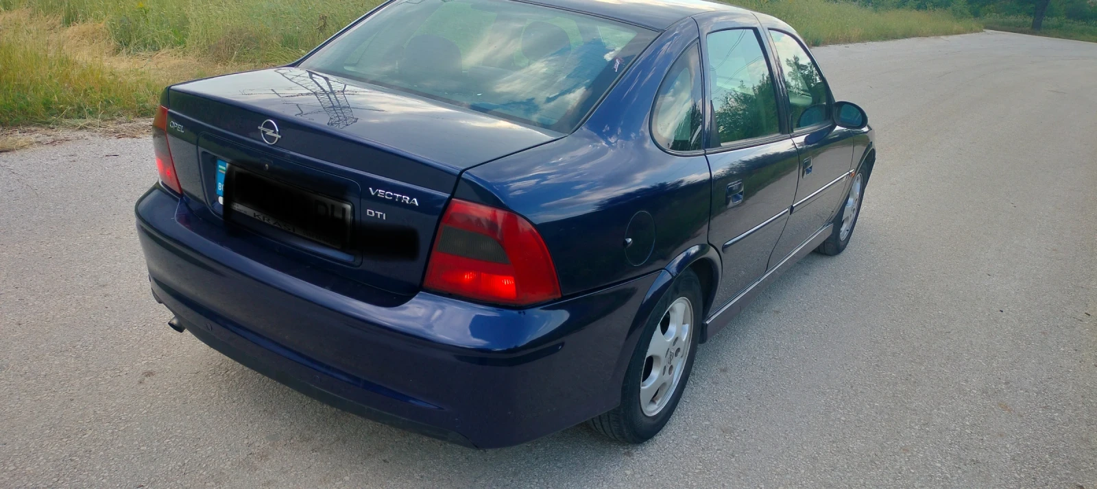 Opel Vectra 2.0 - изображение 3