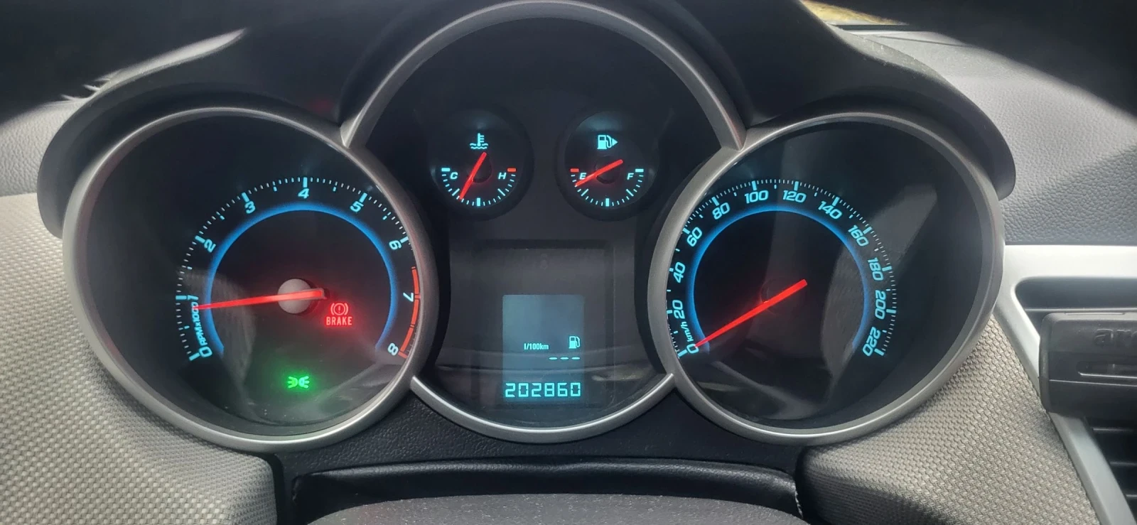 Chevrolet Cruze  - изображение 10