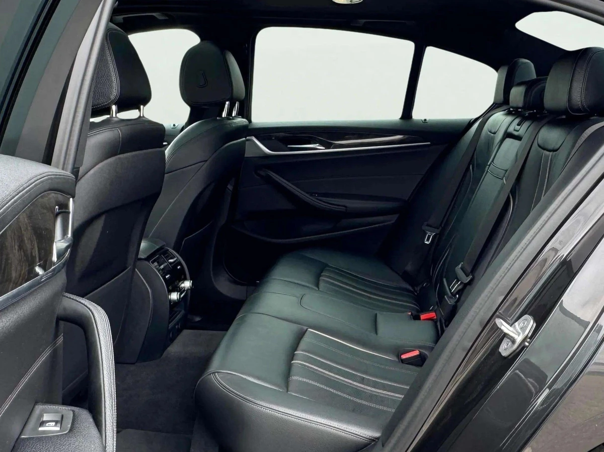 BMW 540 xDrive B58 / M-Sport / PANO | Mobile.bg — изображение 13