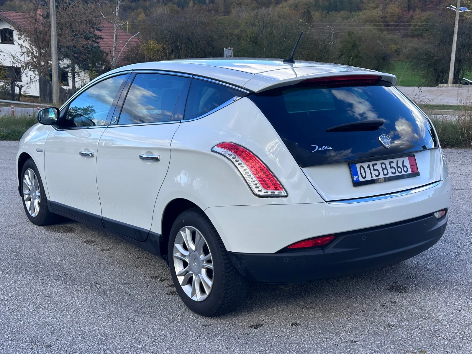 Lancia Delta 1.6 M-jet 120 кс 2011г Нави Кожа АВТОМАТ !! - изображение 5