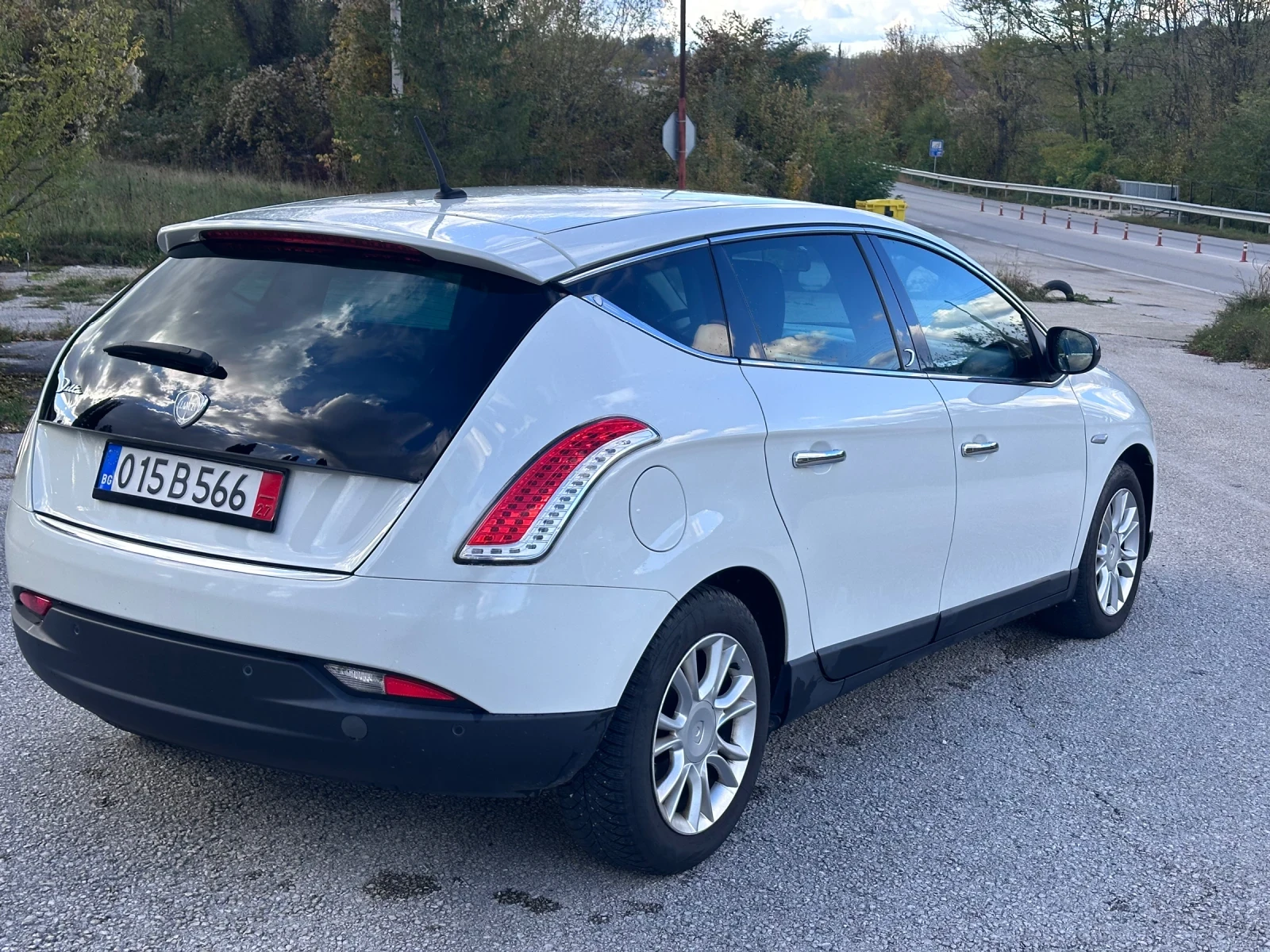 Lancia Delta 1.6 M-jet 120 кс 2011г Нави Кожа АВТОМАТ !! - изображение 7