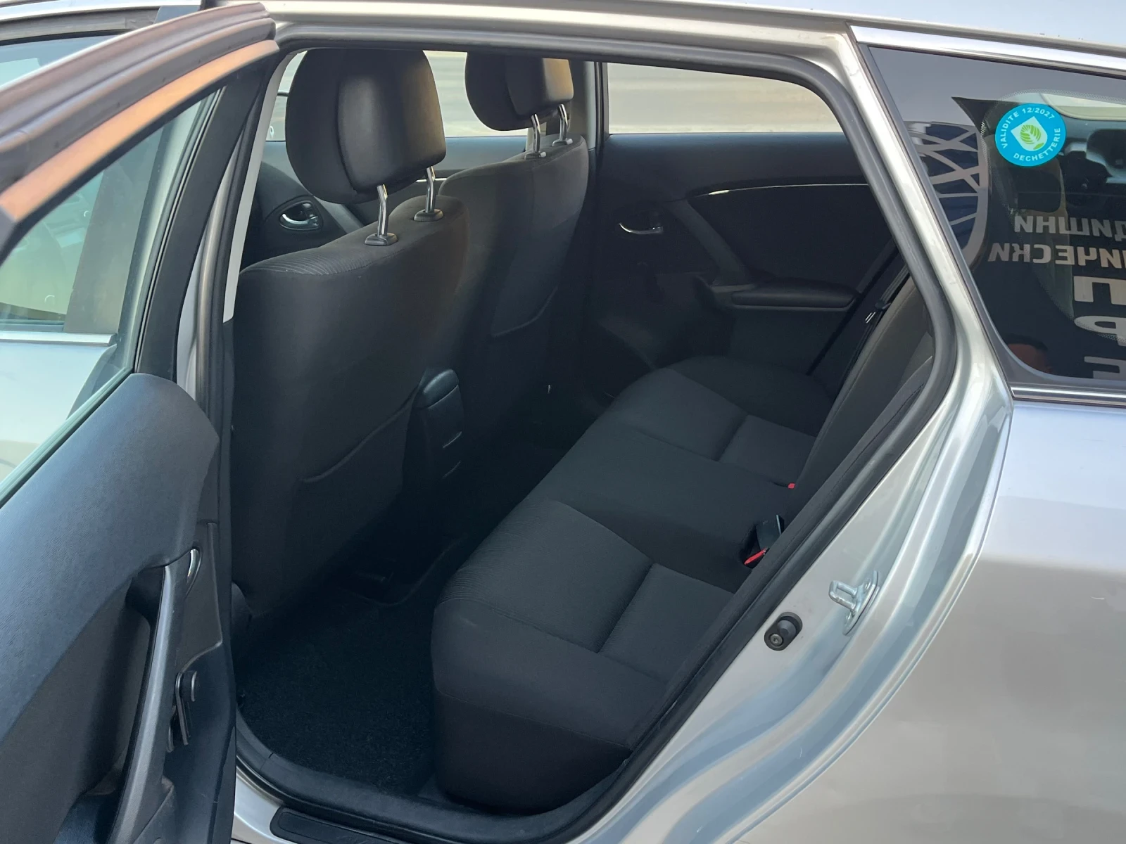 Toyota Avensis 1.8i SWISS | Mobile.bg   10