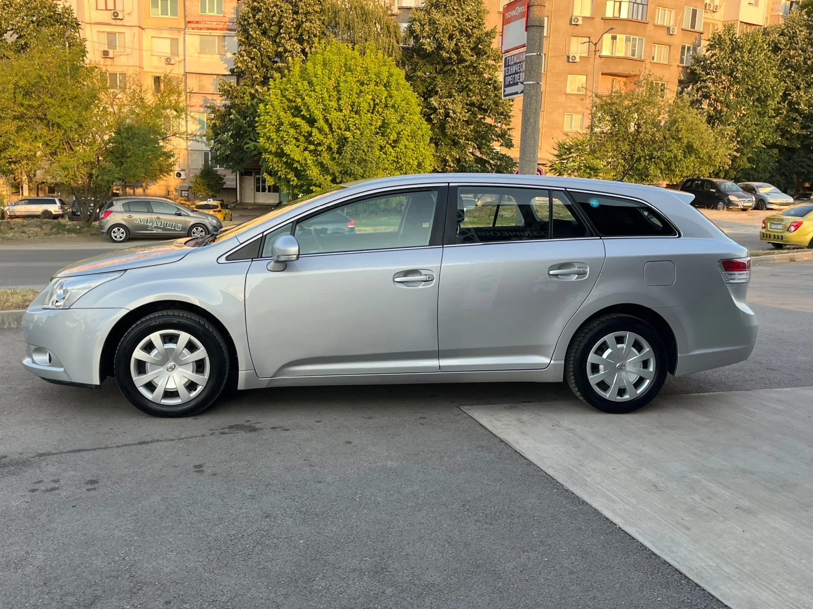 Toyota Avensis 1.8i SWISS | Mobile.bg   8
