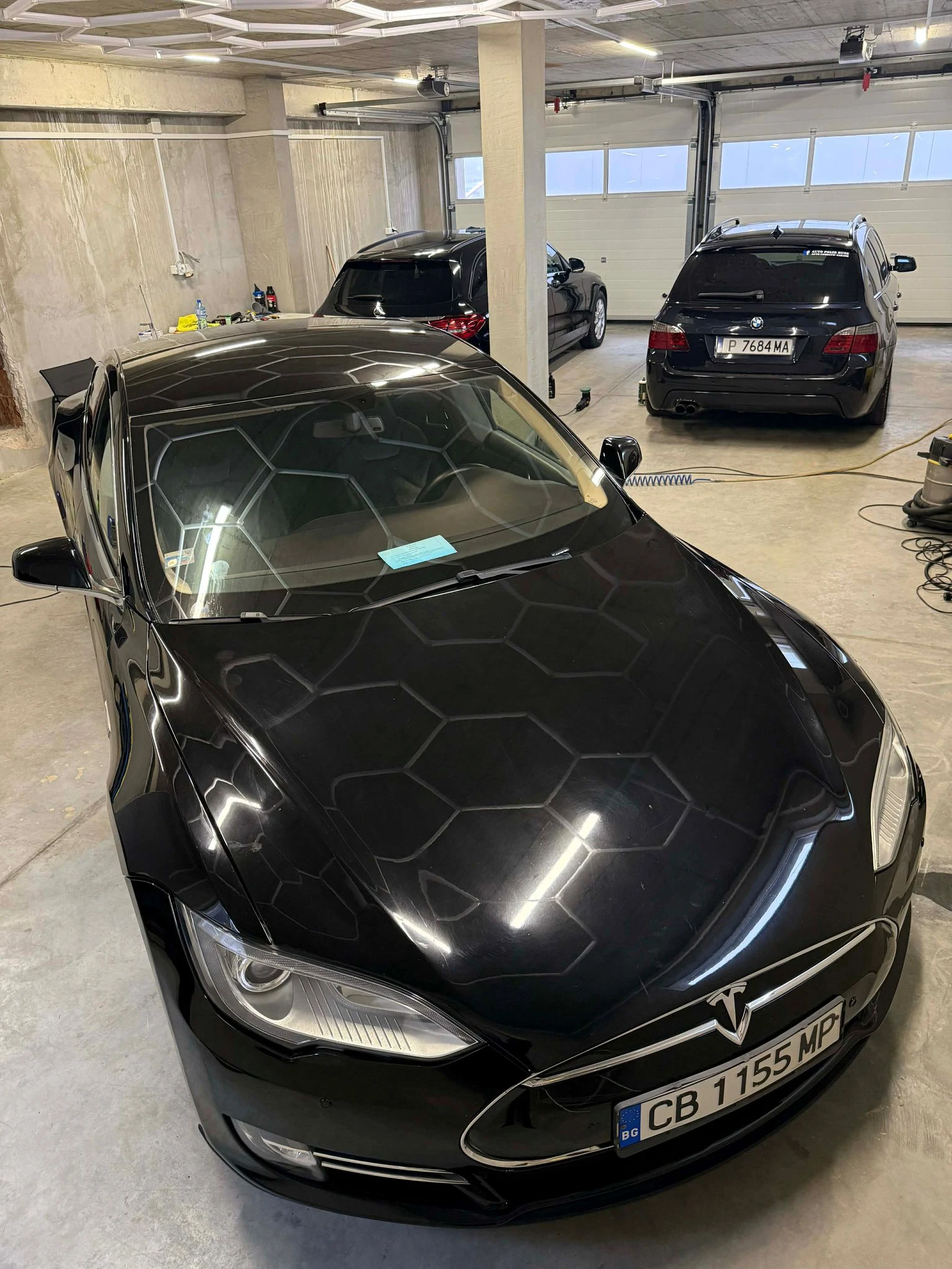 Tesla Model S  - изображение 7