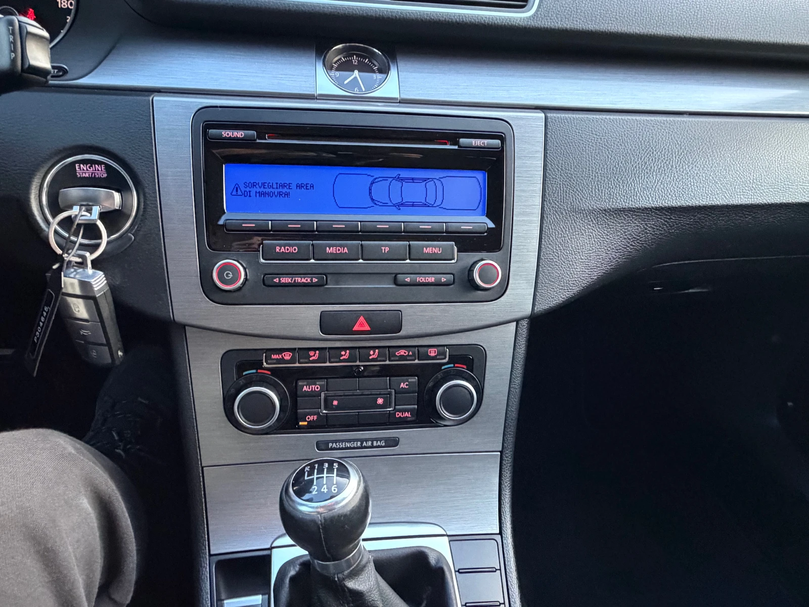 VW Passat 2.0TDI* SEDAN* 133000KM* KLIMA, снимка 14 - Автомобили и джипове - 53717874