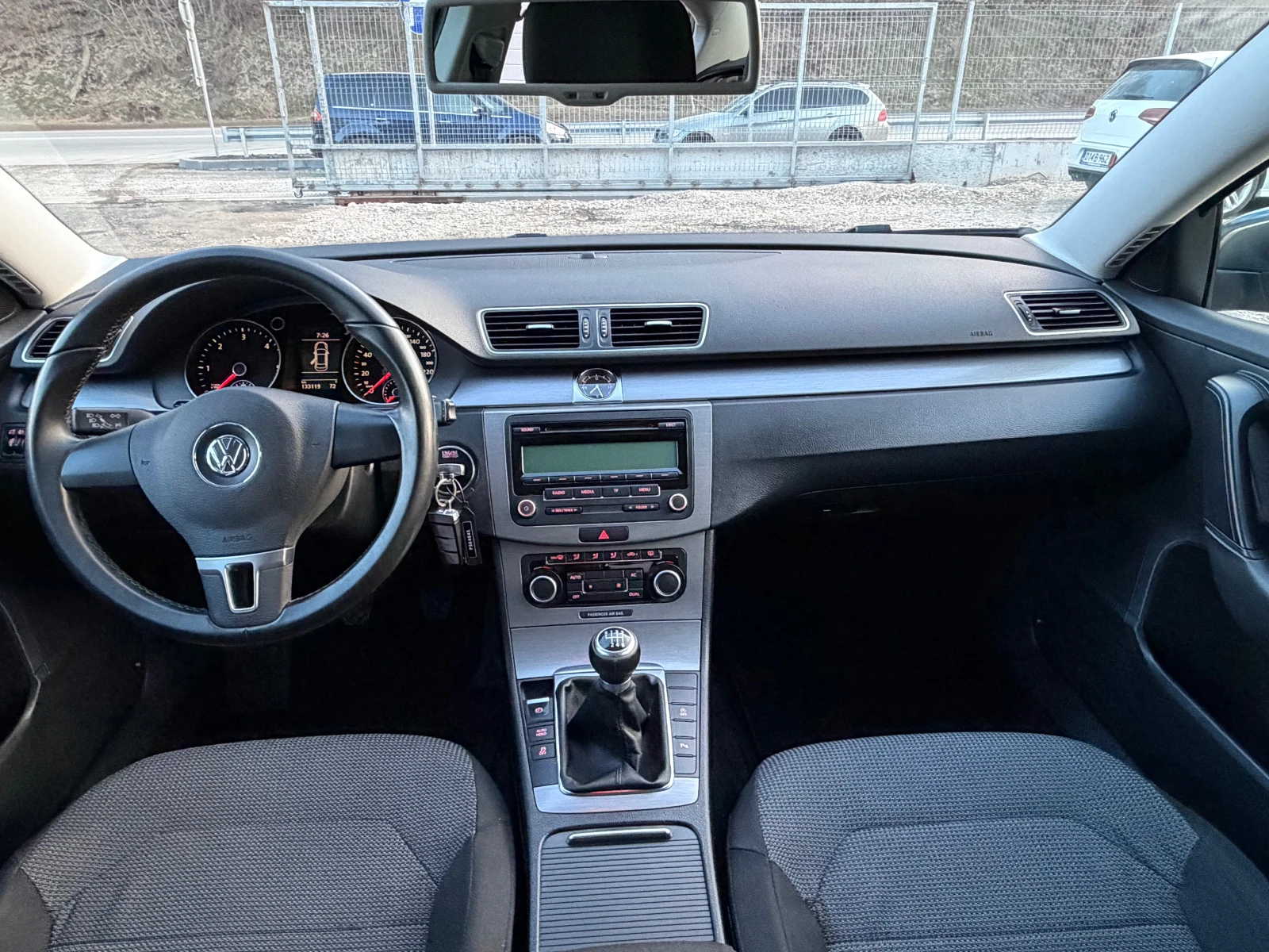 VW Passat 2.0TDI* SEDAN* 133000KM* KLIMA, снимка 12 - Автомобили и джипове - 53717874