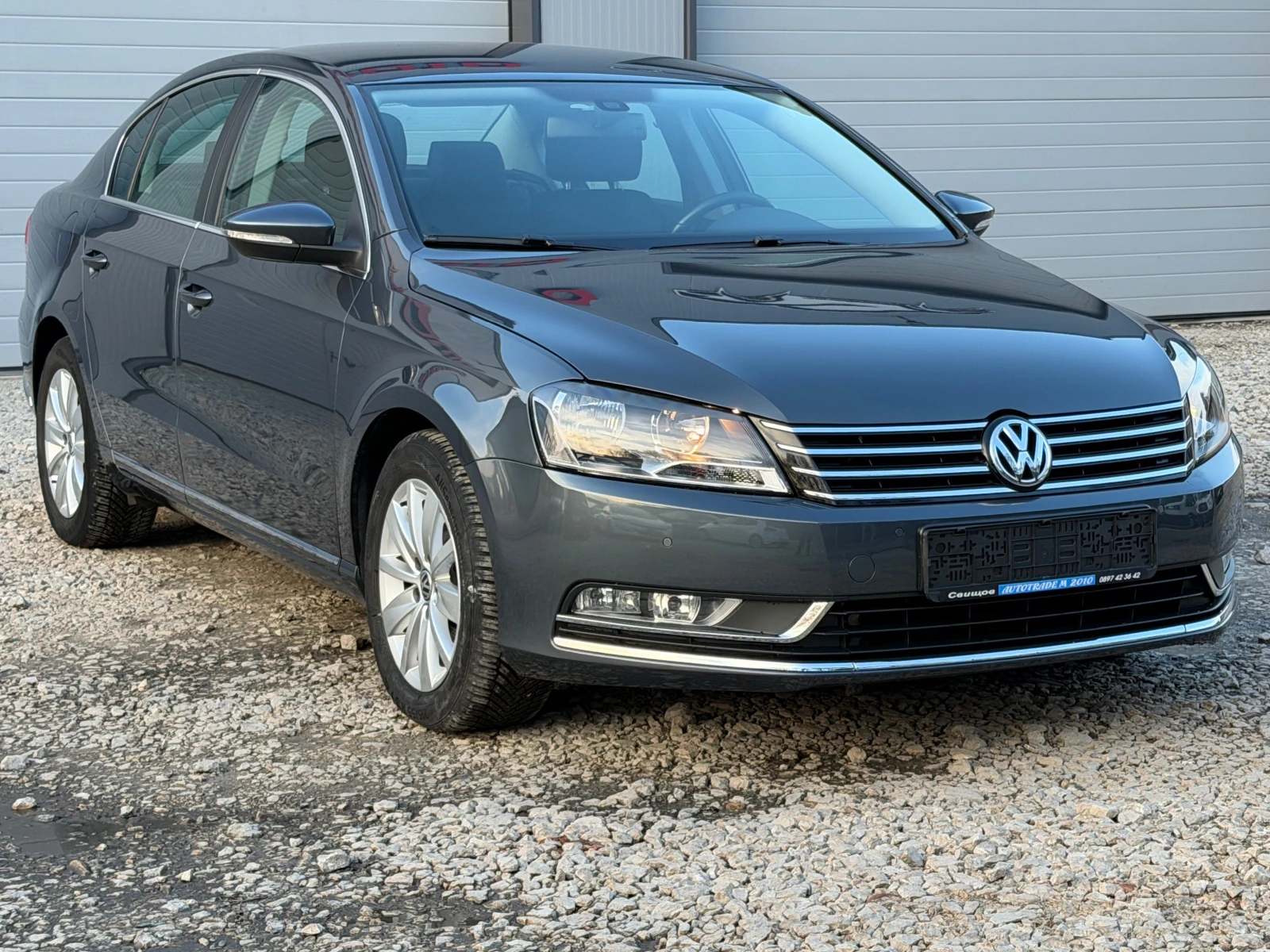 VW Passat 2.0TDI* SEDAN* 133000KM* KLIMA - изображение 4