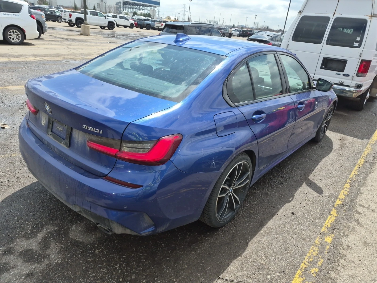 BMW 330 � ����� * * CARFAX * * ���� ������ * *  | Mobile.bg � ����������� 3
