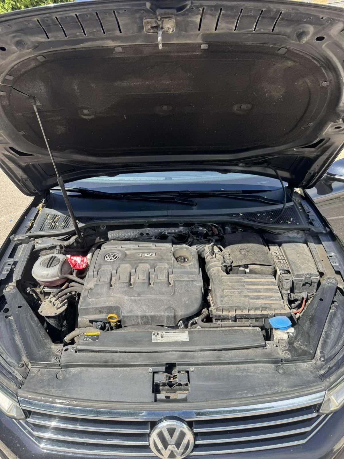 VW Passat, снимка 15 - Автомобили и джипове - 54743112