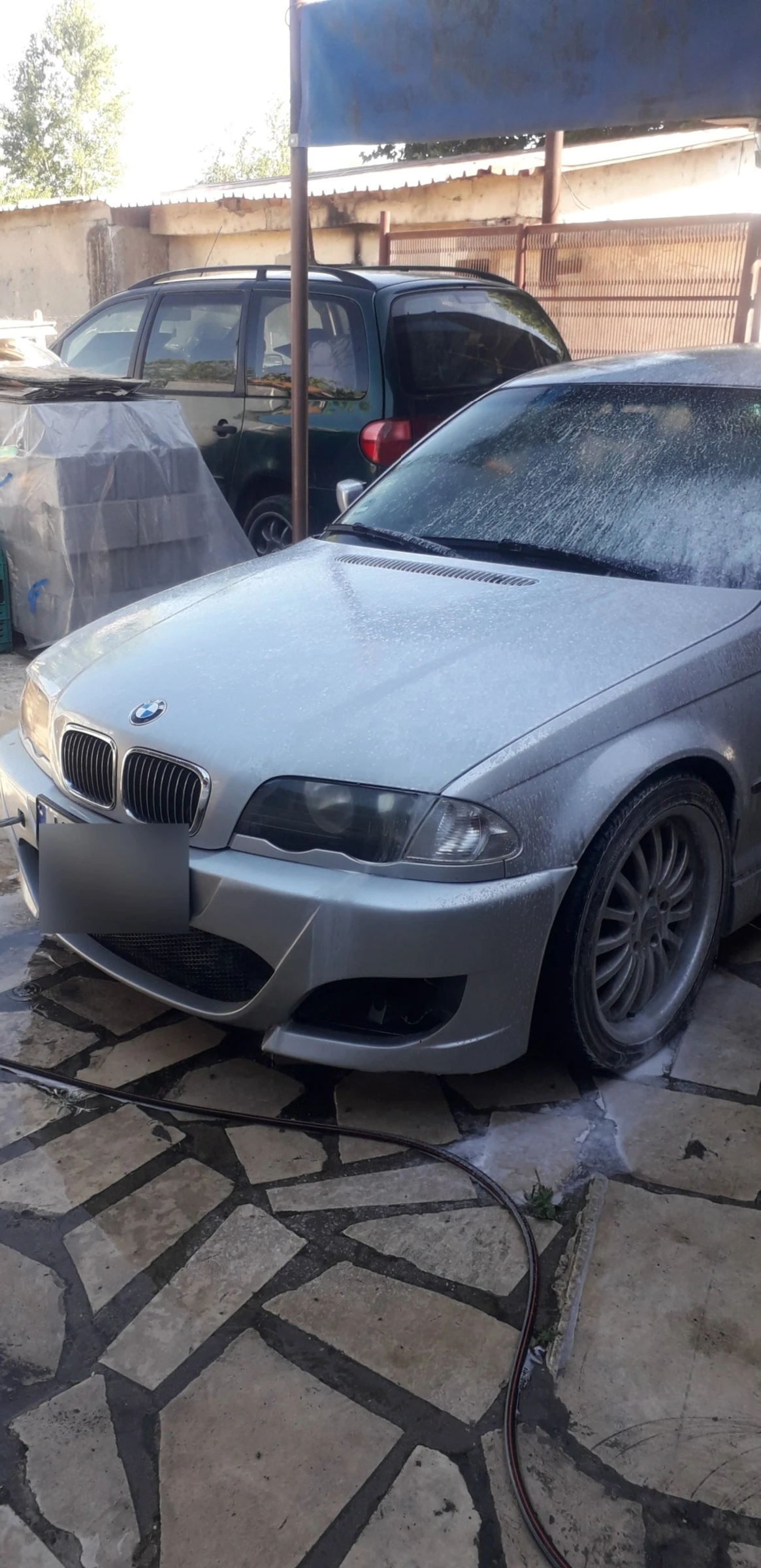 BMW 320 I, снимка 2 - Автомобили и джипове - 55743650
