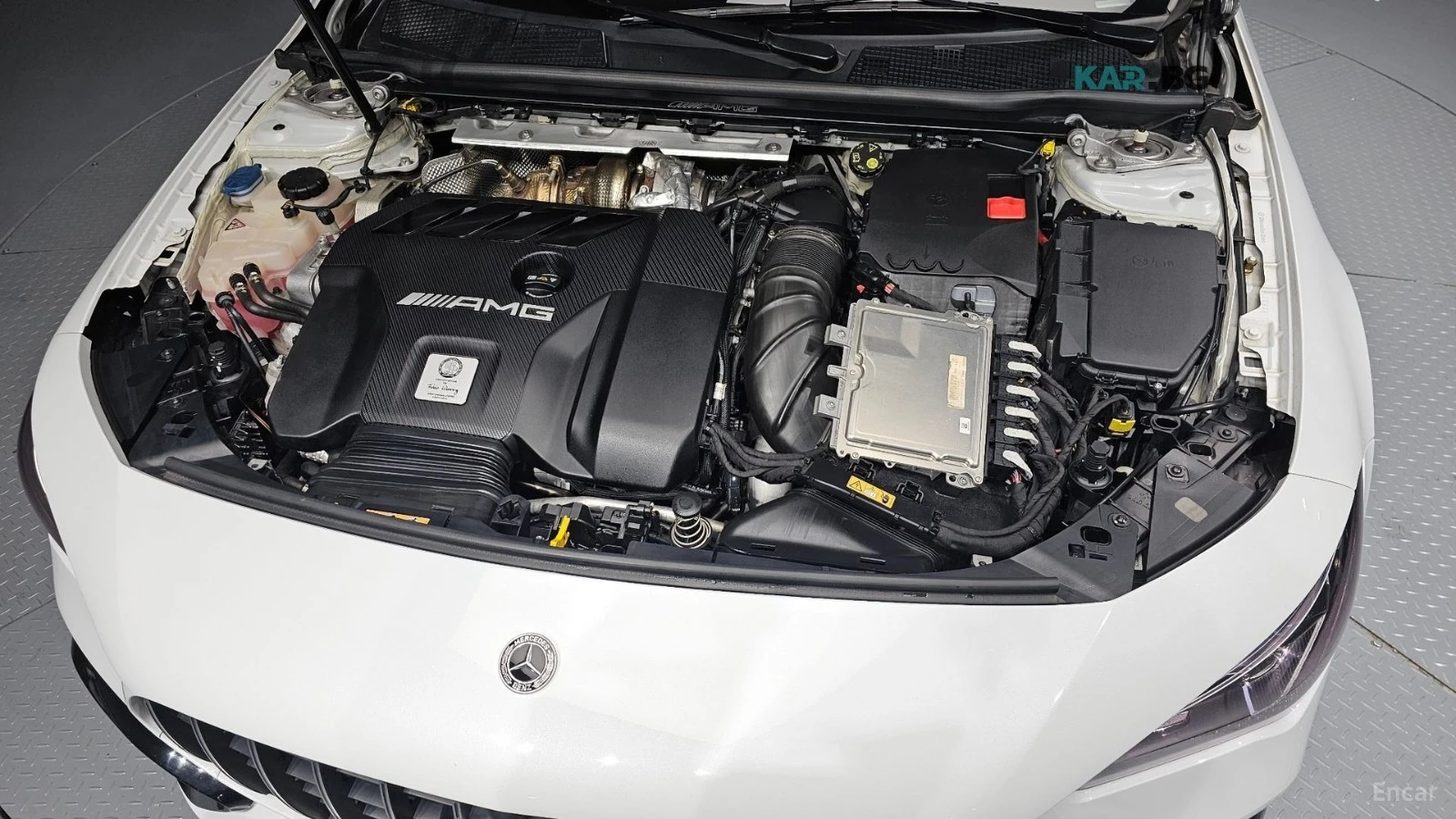 Mercedes-Benz CLA 45 AMG S* 4MATIC* КАМЕРА* ХЕДЪП* ПОДГРЕВ* SUNROOF* , снимка 17 - Автомобили и джипове - 55832943