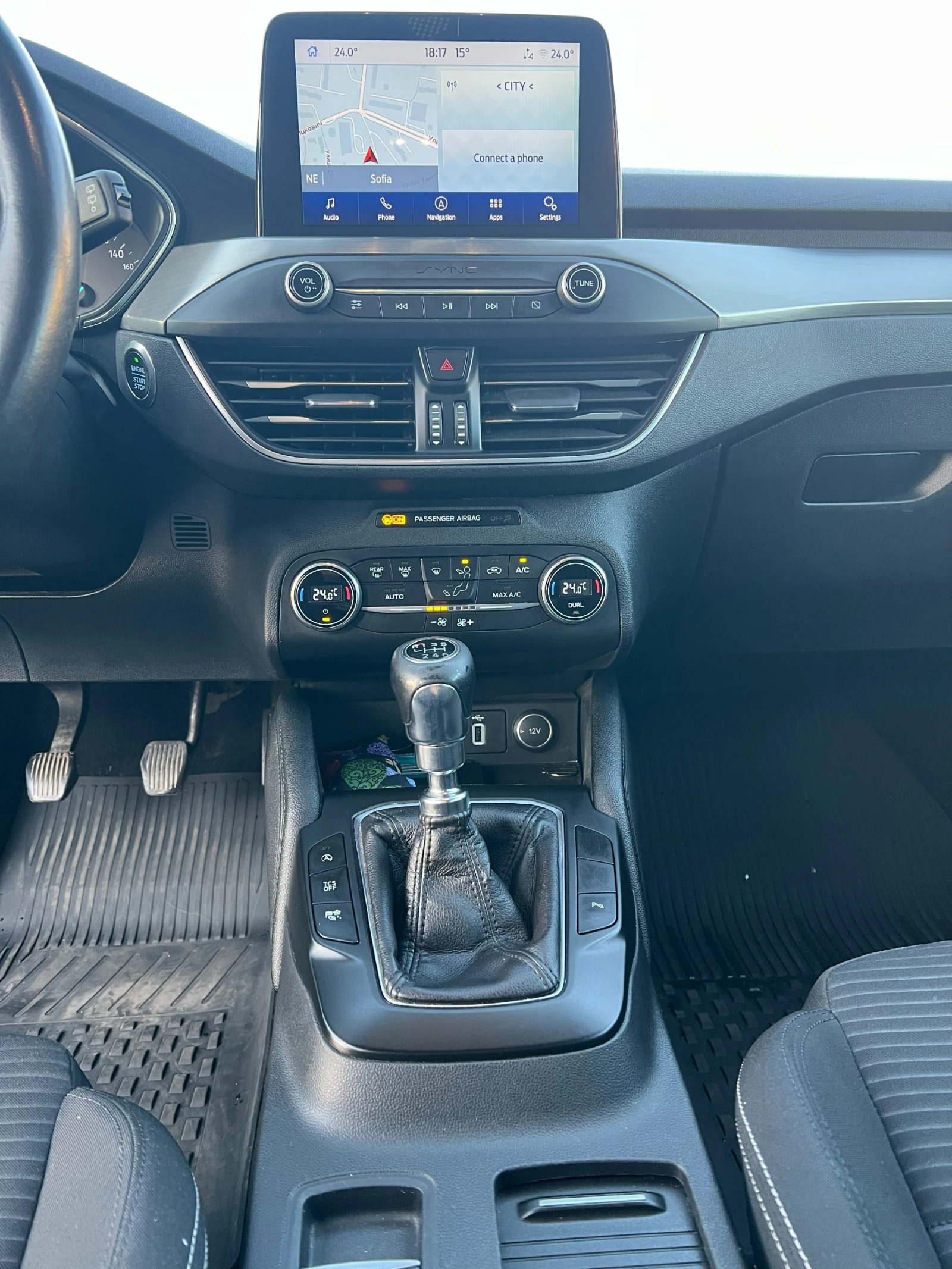 Ford Focus 1.5Tdci, снимка 13 - Автомобили и джипове - 56377349