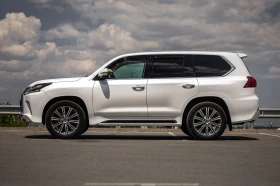     Lexus LX 570