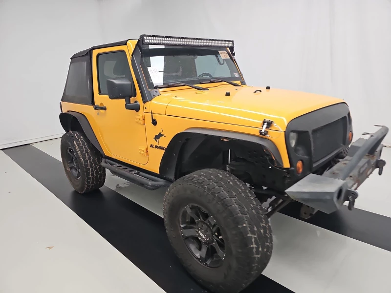 Jeep Wrangler  Sahara | СЕРВИЗНА ИСТОРИЯ, РЕАЛНИ КИЛОМЕТРИ!, снимка 1 - Автомобили и джипове - 47974091