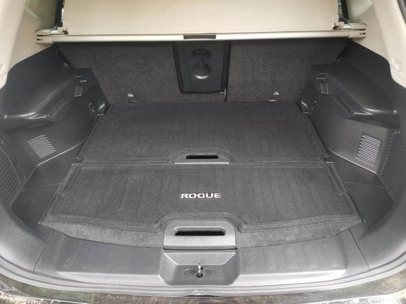 Nissan Rogue 2.5 SL AWD, снимка 15 - Автомобили и джипове - 52253910