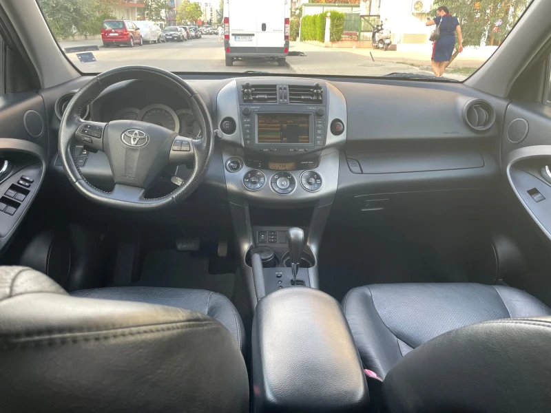 Toyota Rav4 2.2 D-CAT, снимка 6 - Автомобили и джипове - 51684631