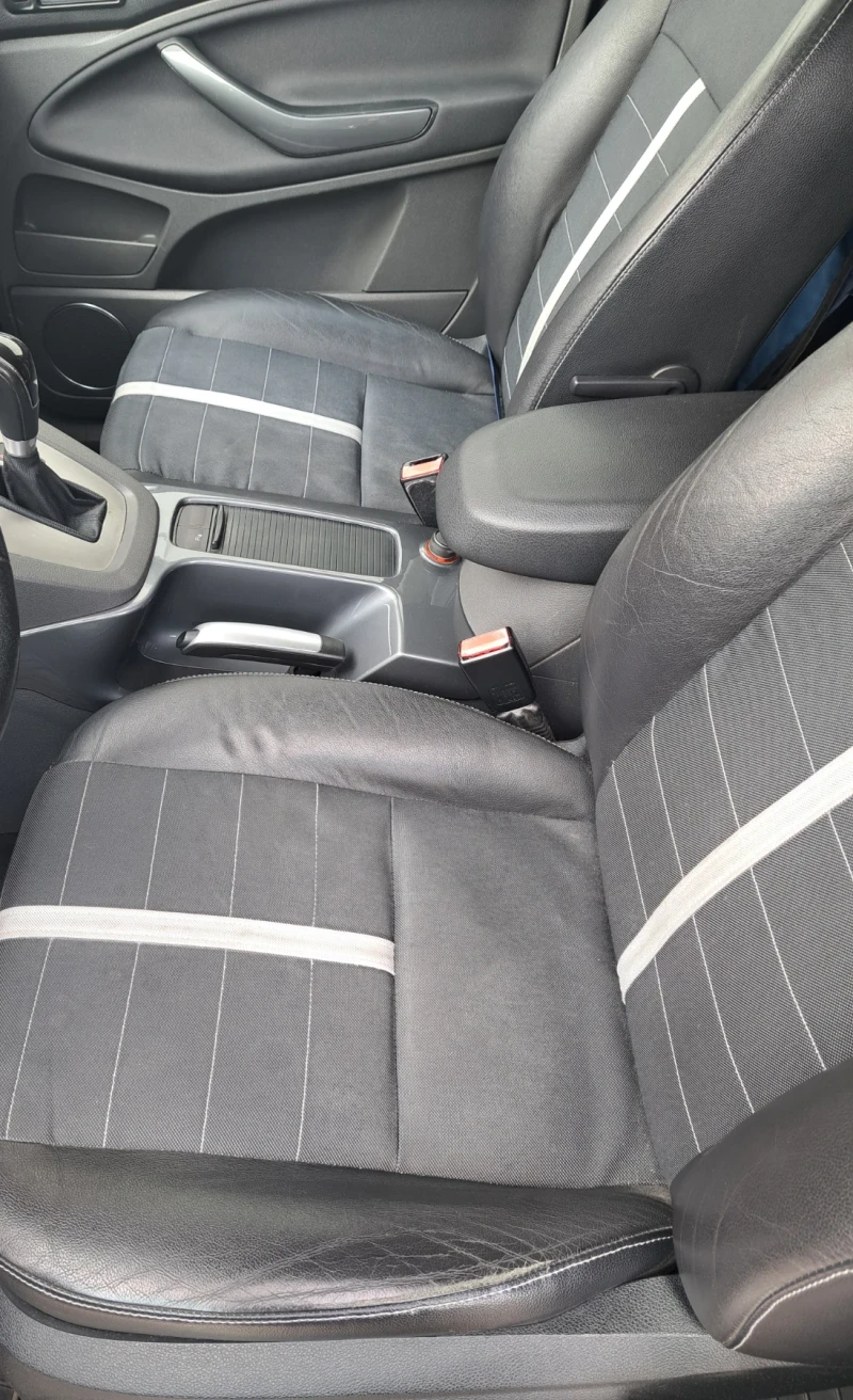 Ford Kuga 2.5T 200 hp ГАЗ, снимка 9 - Автомобили и джипове - 52567967