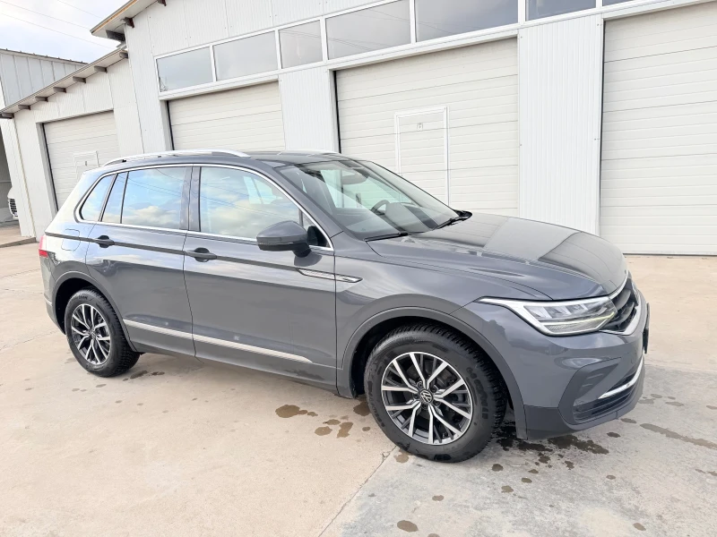 VW Tiguan 2.0tdi 150k.c 98 000km* DSG* Navi* Led* Nova* , снимка 12 - Автомобили и джипове - 52668675