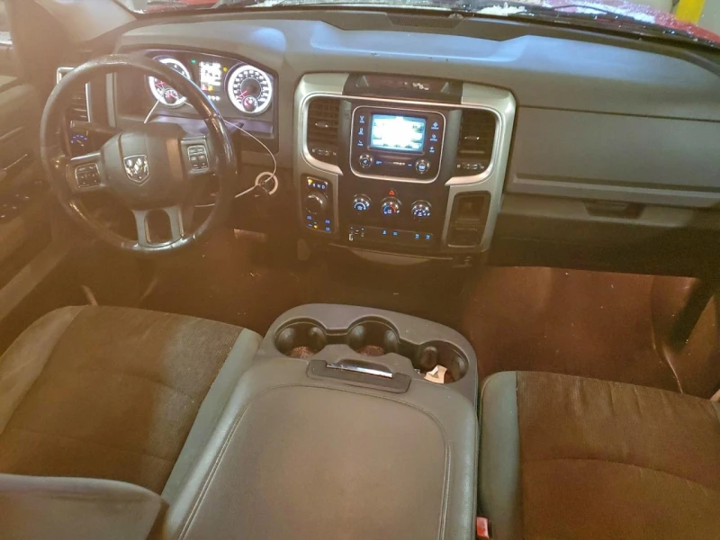 Dodge RAM 1500 5.7HEMI* SLT* ПЕРФЕКТЕН, снимка 7 - Автомобили и джипове - 53467987