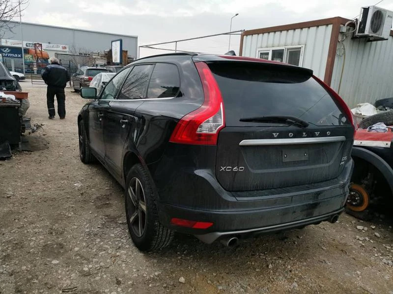 Volvo XC60 2.4D face, снимка 3 - Автомобили и джипове - 24213451