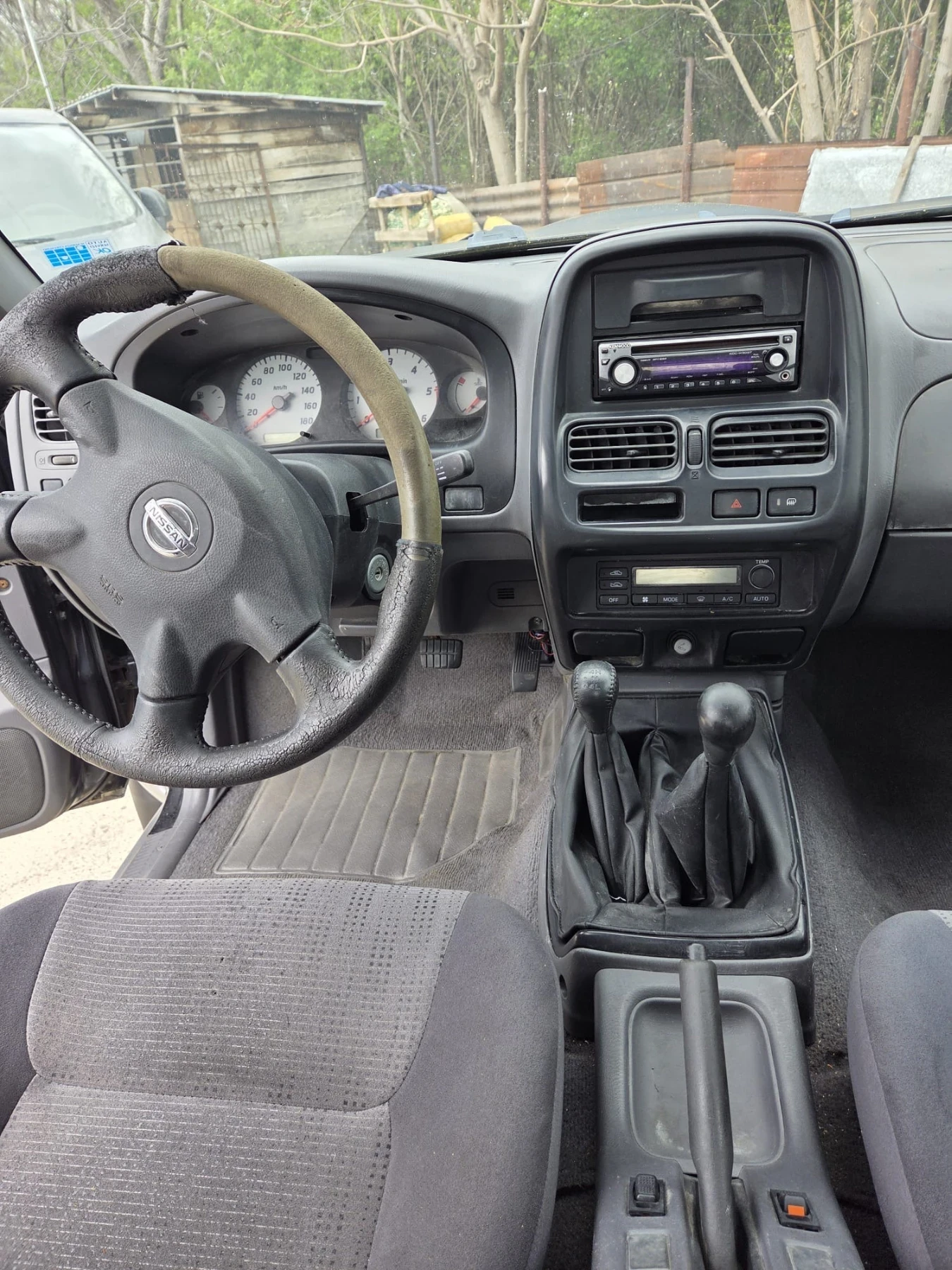 Nissan Navara  - изображение 10