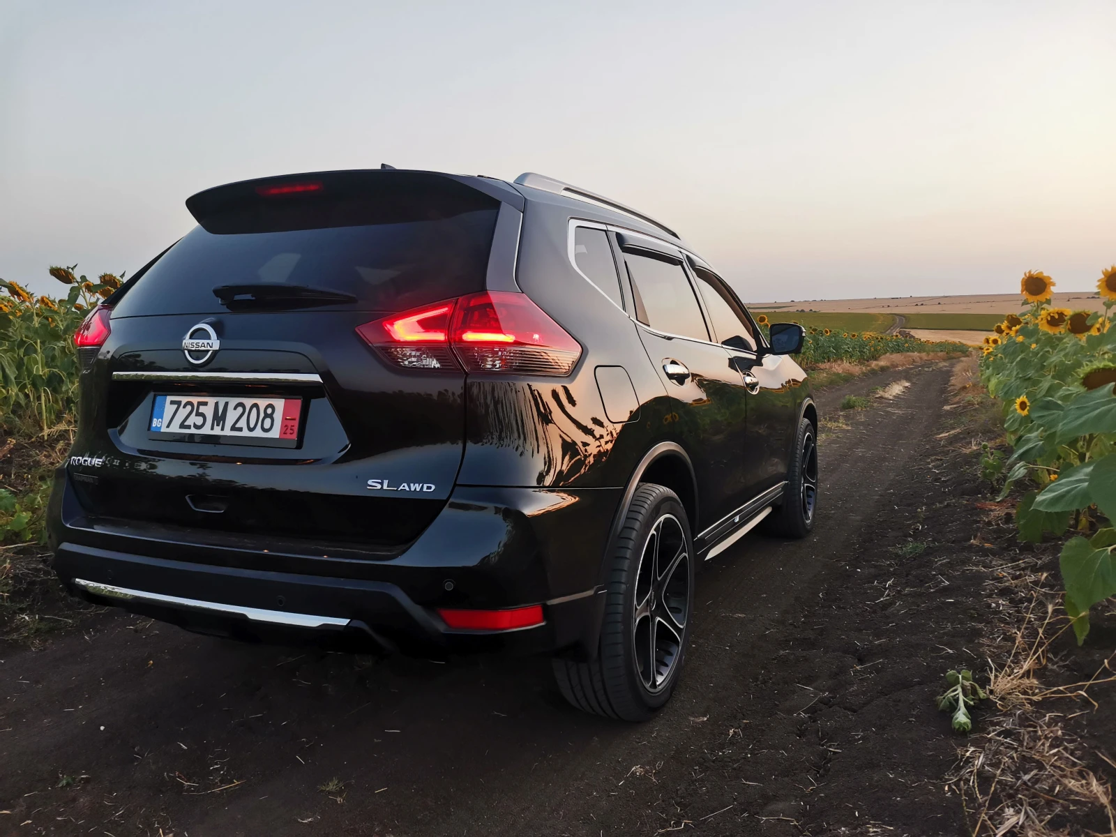 Nissan Rogue 2.5 SL AWD - изображение 6