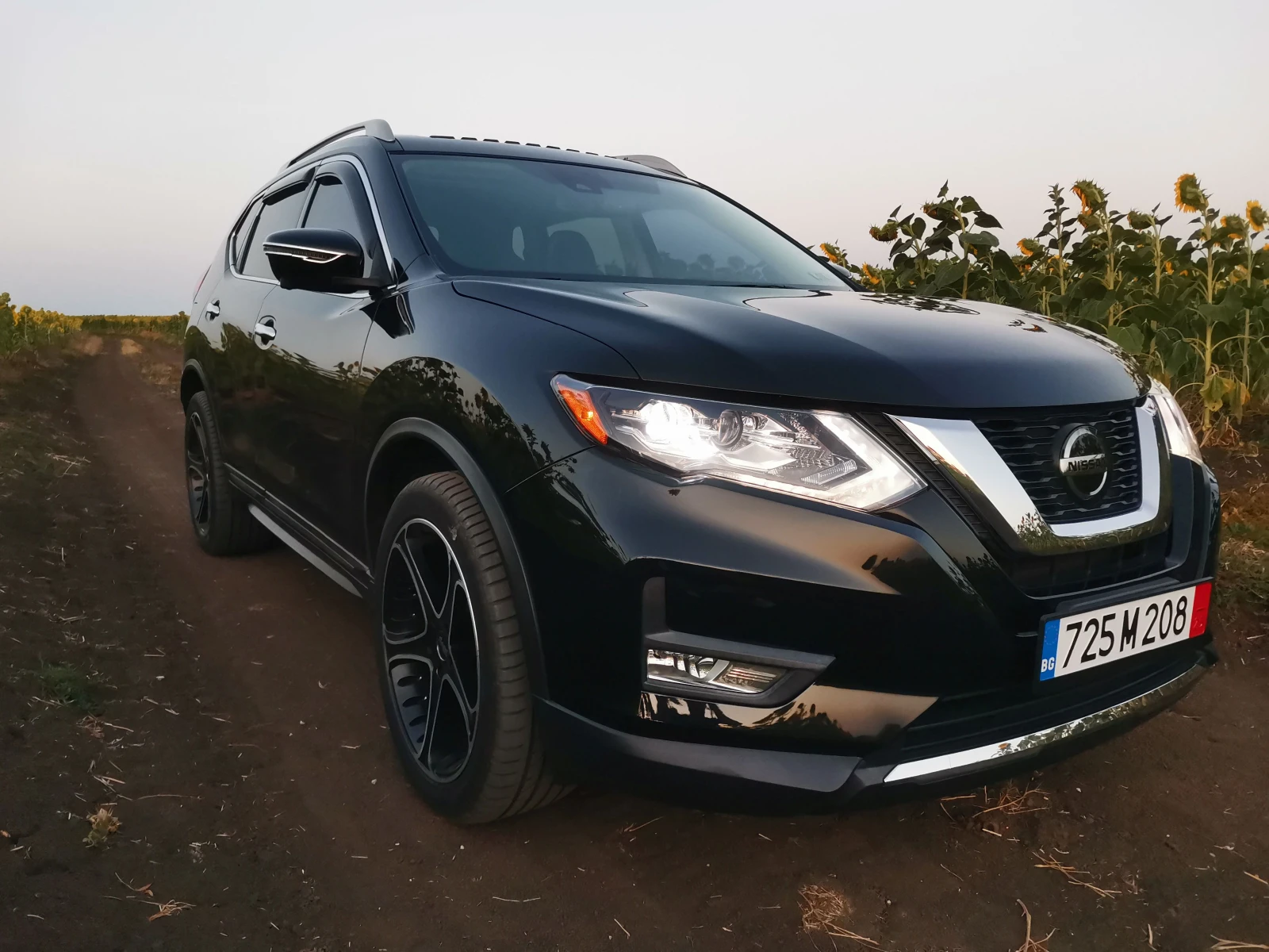 Nissan Rogue 2.5 SL AWD - изображение 4