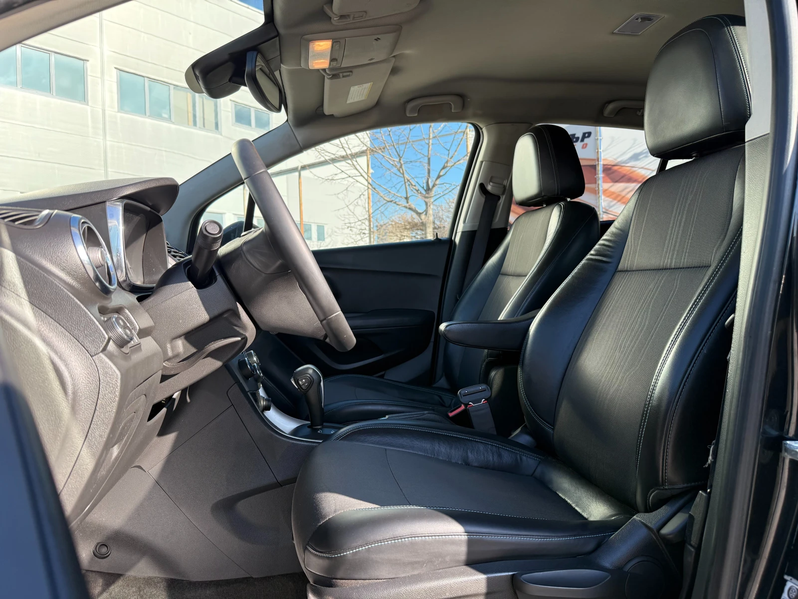 Chevrolet Trax 1.7d 131 к.с./ГАРАНЦИЯ ОТ КЕНТАВЪР  - изображение 8