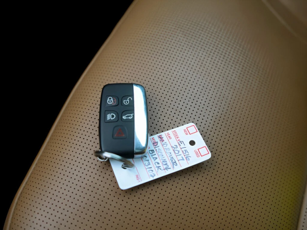 Land Rover Discovery * HSE * * DIESEL AIR RIDE SUSPENSION* * * CARFAX * - изображение 6