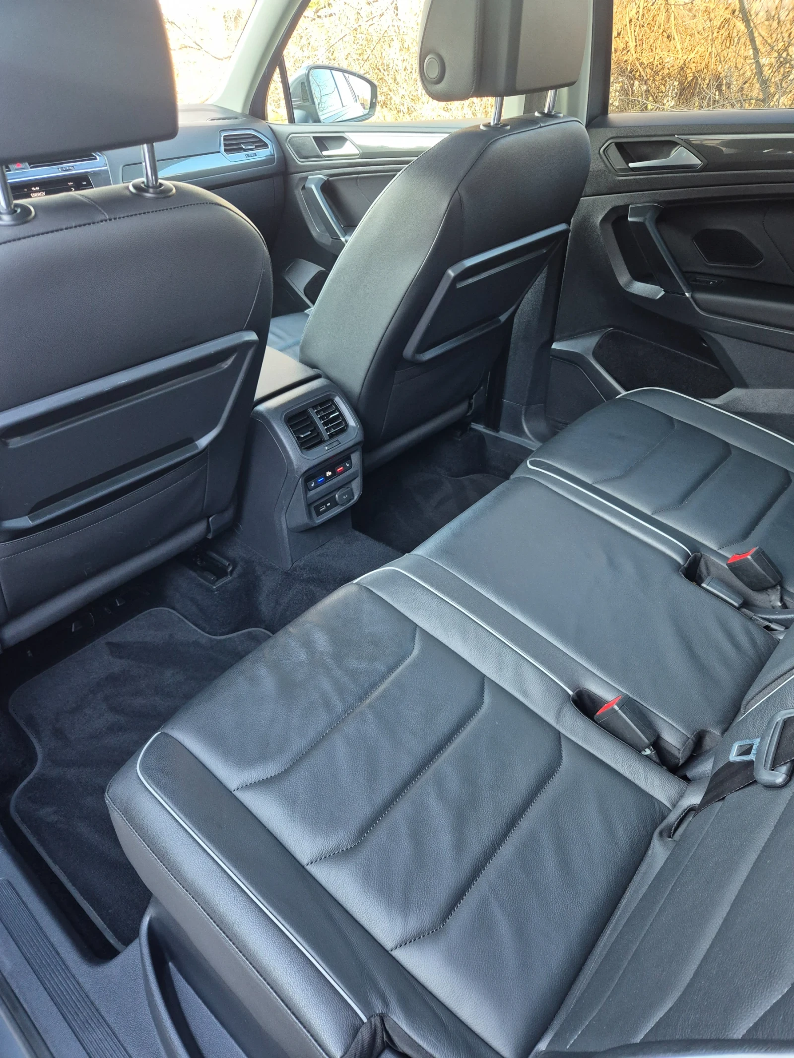 VW Tiguan Rline/2.0D/20�/ALLSPACE | Mobile.bg � ����������� 9