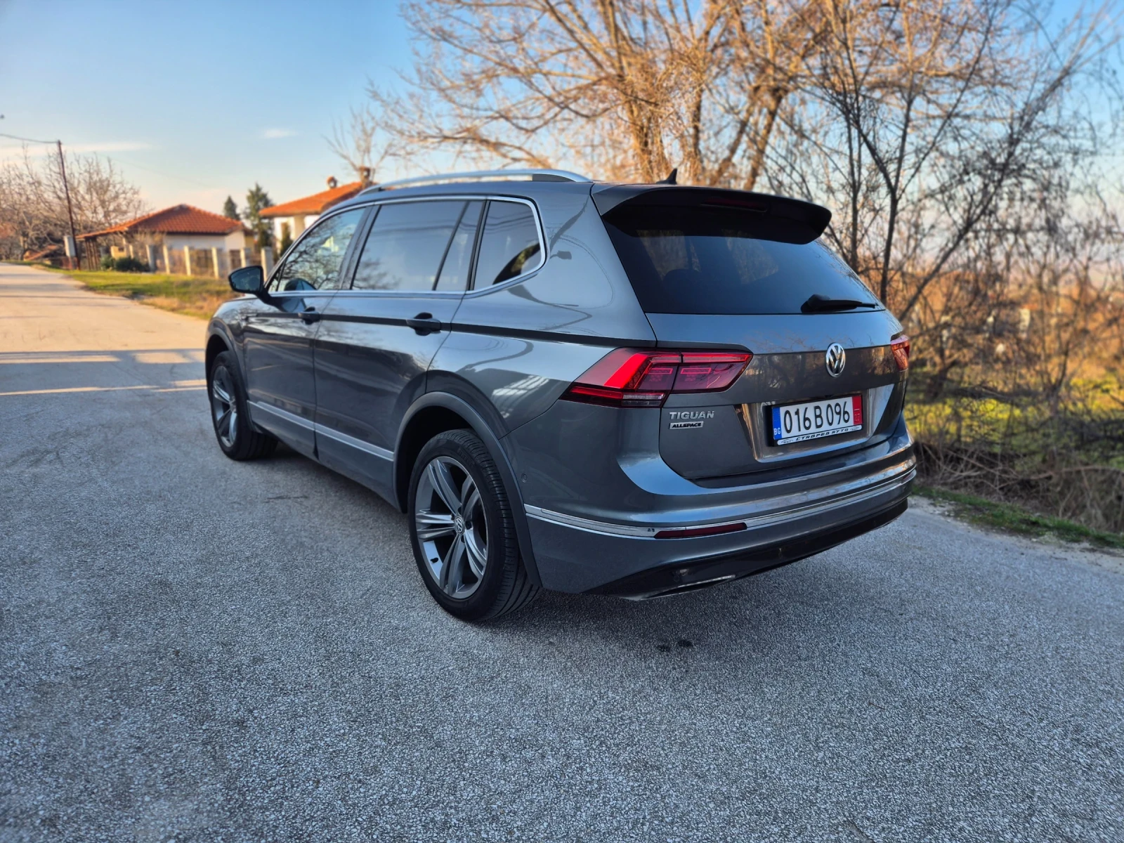 VW Tiguan Rline/2.0D/20�/ALLSPACE | Mobile.bg � ����������� 5