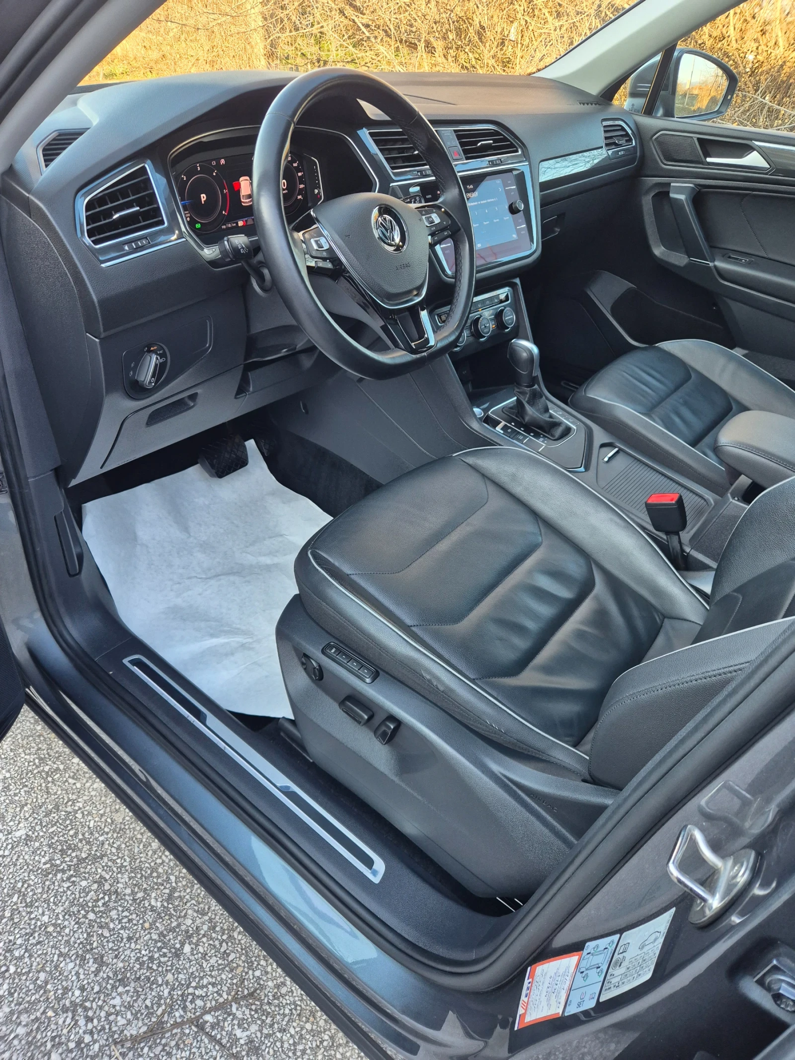 VW Tiguan Rline/2.0D/20�/ALLSPACE | Mobile.bg � ����������� 10