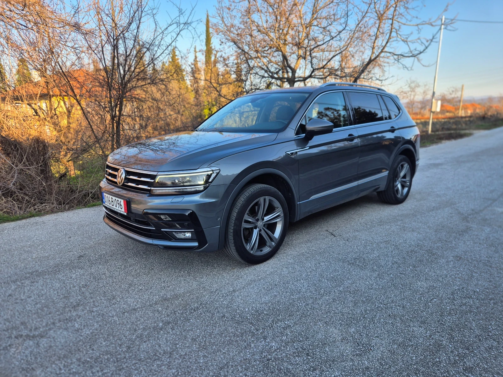 VW Tiguan Rline/2.0D/20�/ALLSPACE | Mobile.bg � ����������� 1