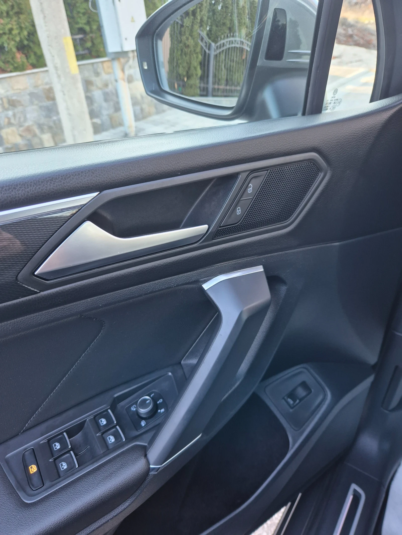 VW Tiguan Rline/2.0D/20�/ALLSPACE | Mobile.bg � ����������� 16