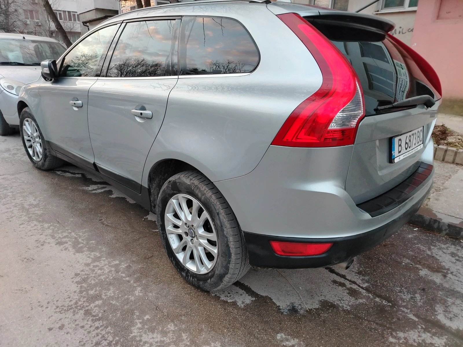Volvo XC60, снимка 4 - Автомобили и джипове - 53872432