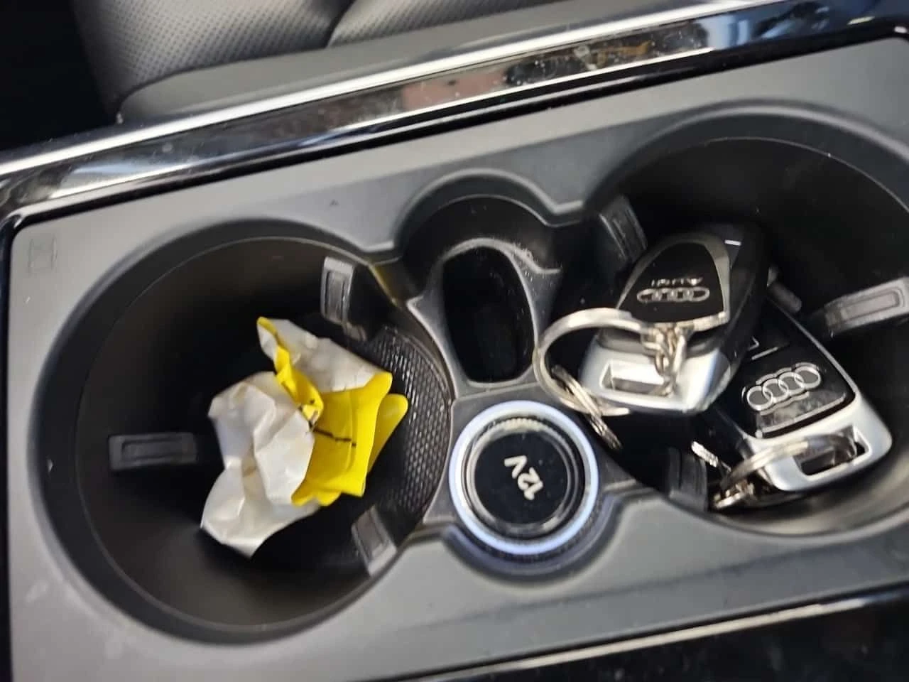 Audi Q8 * PROGRESSIV * ПАНО * ОБДУХВАНЕ * KEYLESS * 360, снимка 8 - Автомобили и джипове - 54231582