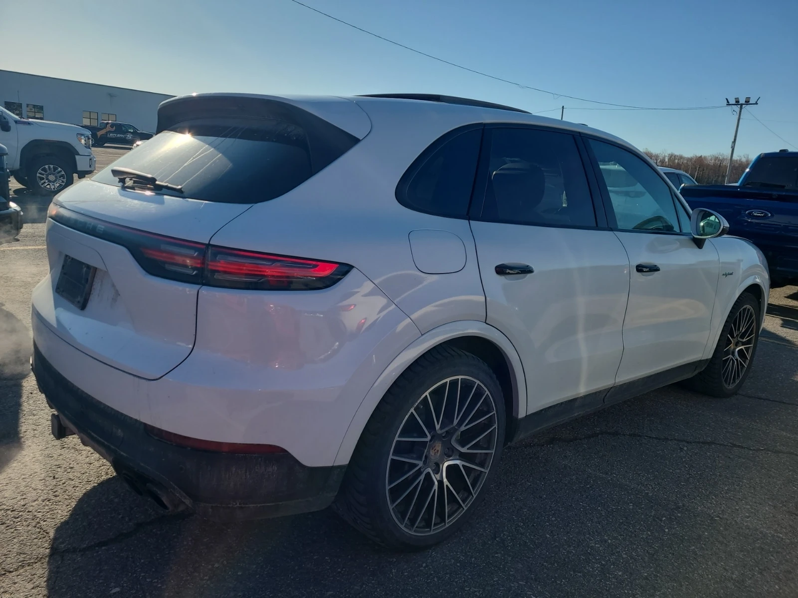 Porsche Cayenne E-Hybrid AWD, снимка 4 - Автомобили и джипове - 54492274